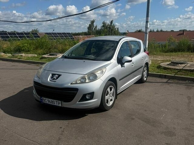 Сірий Пежо 207, об'ємом двигуна 1.4 л та пробігом 195 тис. км за 4200 $, фото 1 на Automoto.ua