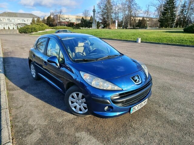 Синий Пежо 207, объемом двигателя 1.4 л и пробегом 196 тыс. км за 3999 $, фото 1 на Automoto.ua