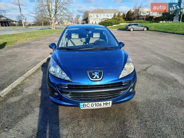 Синий Пежо 207, объемом двигателя 1.4 л и пробегом 196 тыс. км за 3999 $, фото 1 на Automoto.ua