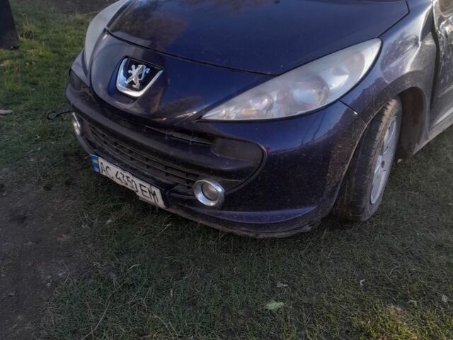 Пежо 207 2007 в Луцке на Automoto.ua Синий Пежо 207, объемом двигателя 0 л и пробегом 250 тыс. км за 1500 $, фото 1 на Automoto.ua