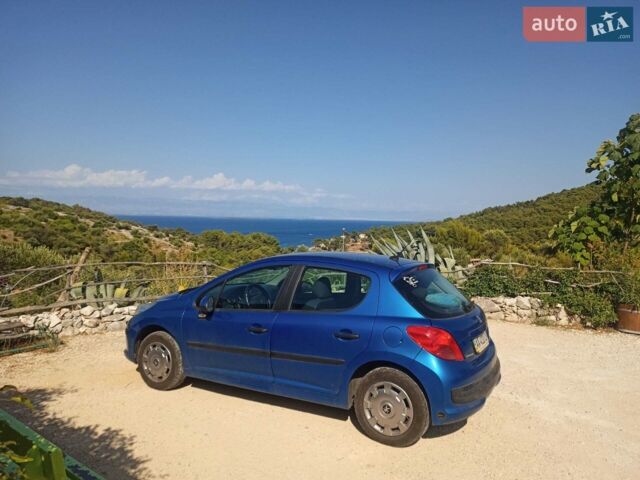 Синий Пежо 207, объемом двигателя 1.4 л и пробегом 203 тыс. км за 4700 $, фото 1 на Automoto.ua