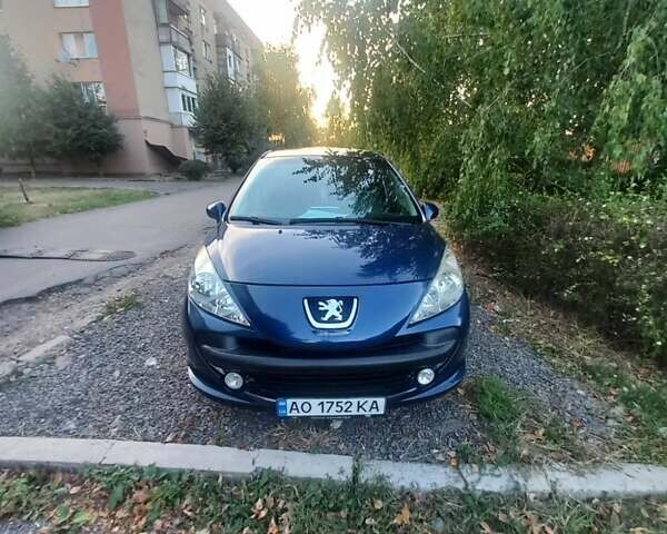 Синій Пежо 207, об'ємом двигуна 1.4 л та пробігом 160 тис. км за 5000 $, фото 1 на Automoto.ua