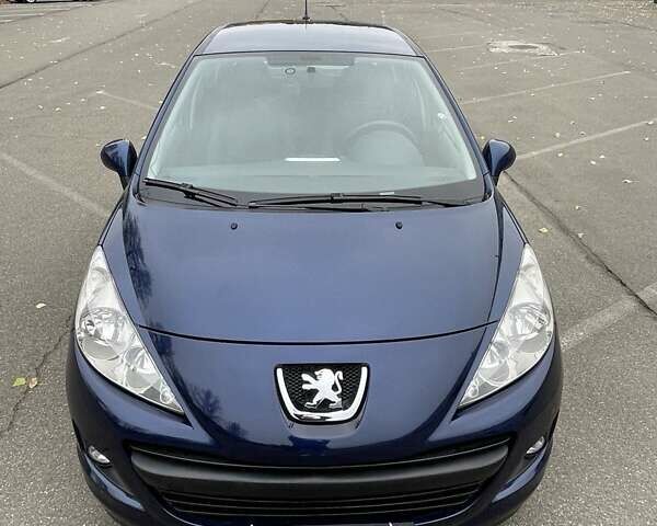 Пежо 207 2010 в Киеве на Automoto.ua Синий Пежо 207, объемом двигателя 1.36 л и пробегом 76 тыс. км за 6998 $, фото 1 на Automoto.ua