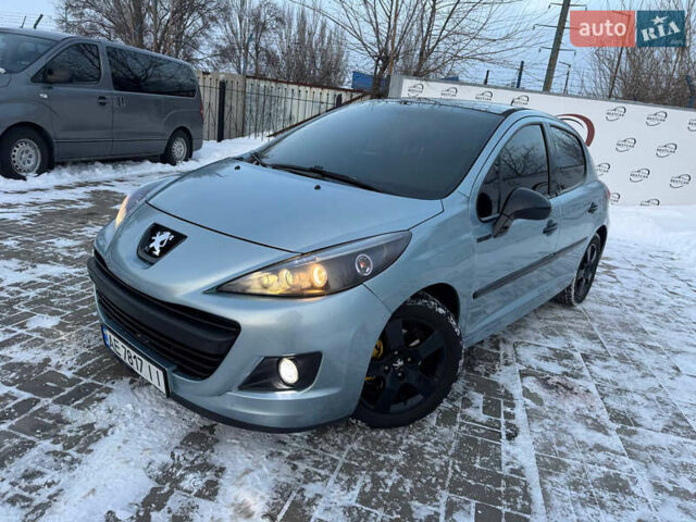Синий Пежо 207, объемом двигателя 1.6 л и пробегом 143 тыс. км за 5700 $, фото 1 на Automoto.ua