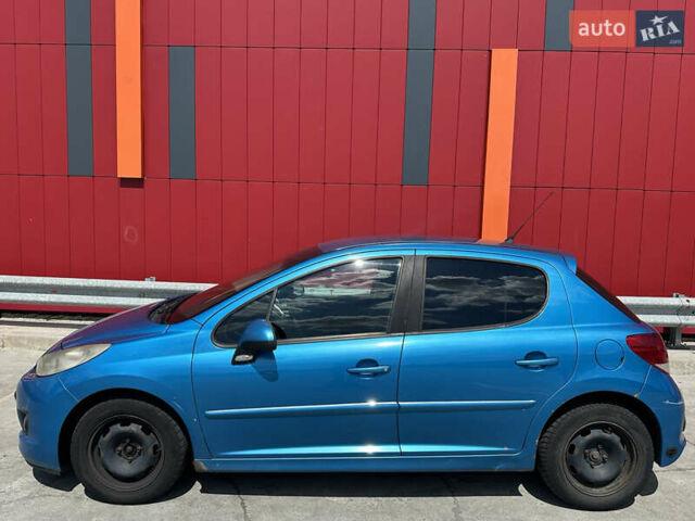 Синій Пежо 207, об'ємом двигуна 1.36 л та пробігом 296 тис. км за 3450 $, фото 1 на Automoto.ua
