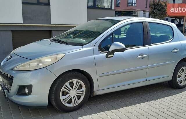 Синій Пежо 207, об'ємом двигуна 1.4 л та пробігом 133 тис. км за 4400 $, фото 1 на Automoto.ua
