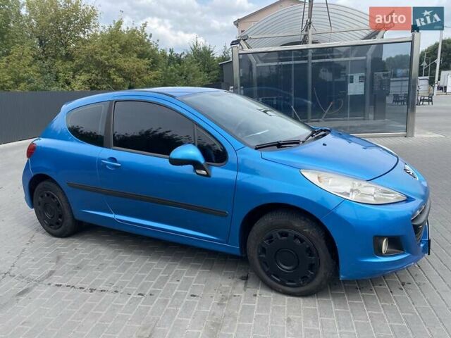 Синій Пежо 207, об'ємом двигуна 1.4 л та пробігом 130 тис. км за 6000 $, фото 1 на Automoto.ua