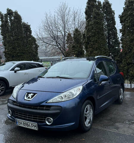 Синий Пежо 207, объемом двигателя 1.4 л и пробегом 187 тыс. км за 4300 $, фото 1 на Automoto.ua