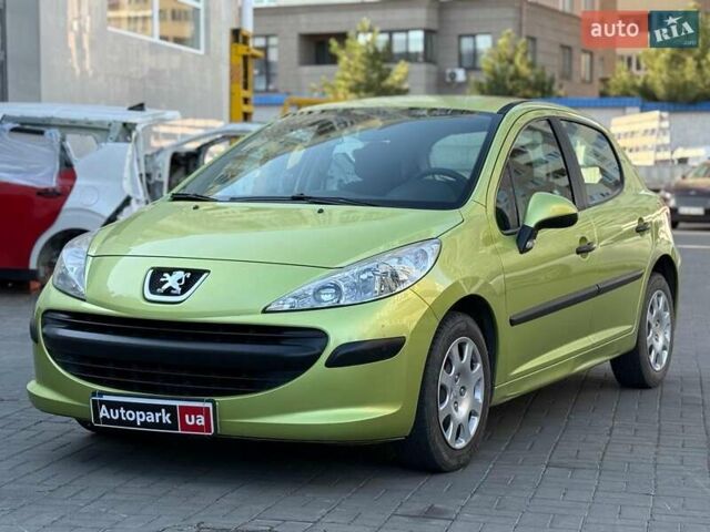 Зеленый Пежо 207, объемом двигателя 1.4 л и пробегом 118 тыс. км за 4990 $, фото 1 на Automoto.ua