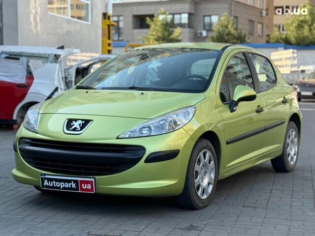Зеленый Пежо 207, объемом двигателя 1.4 л и пробегом 118 тыс. км за 4990 $, фото 1 на Automoto.ua