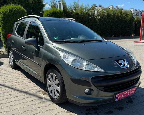 Зеленый Пежо 207, объемом двигателя 1.4 л и пробегом 205 тыс. км за 5300 $, фото 1 на Automoto.ua