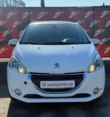 Білий Пежо 208, об'ємом двигуна 1.2 л та пробігом 232 тис. км за 7500 $, фото 1 на Automoto.ua