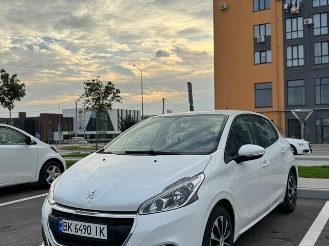Білий Пежо 208, об'ємом двигуна 1.56 л та пробігом 255 тис. км за 7500 $, фото 1 на Automoto.ua