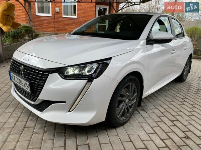 Белый Пежо 208, объемом двигателя 1.5 л и пробегом 30 тыс. км за 15500 $, фото 1 на Automoto.ua