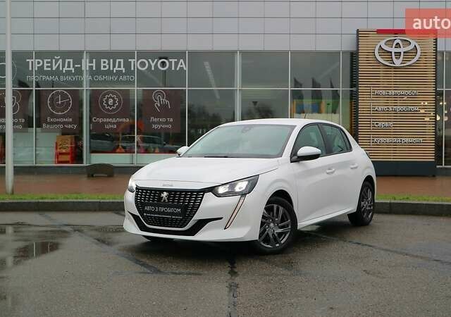 Белый Пежо 208, объемом двигателя 1.2 л и пробегом 53 тыс. км за 16299 $, фото 1 на Automoto.ua