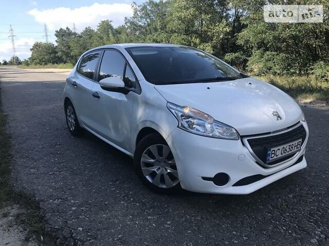 Білий Пежо 208, об'ємом двигуна 1.4 л та пробігом 172 тис. км за 8100 $, фото 1 на Automoto.ua