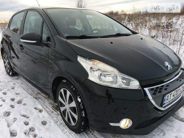 Чорний Пежо 208, об'ємом двигуна 1.4 л та пробігом 195 тис. км за 7650 $, фото 1 на Automoto.ua