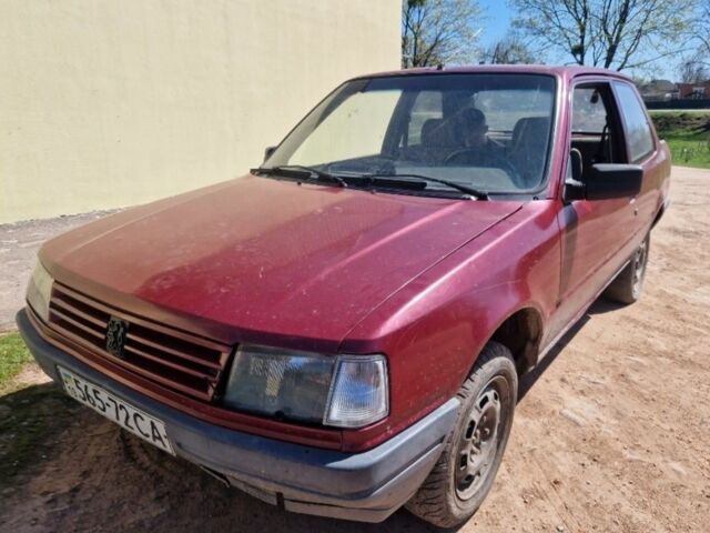 Червоний Пежо 208, об'ємом двигуна 1.9 л та пробігом 78 тис. км за 1000 $, фото 1 на Automoto.ua