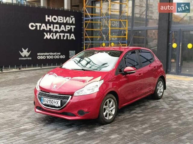 Червоний Пежо 208, об'ємом двигуна 1.2 л та пробігом 129 тис. км за 6900 $, фото 1 на Automoto.ua