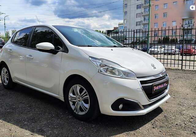 Пежо 208, объемом двигателя 1.6 л и пробегом 168 тыс. км за 7999 $, фото 1 на Automoto.ua