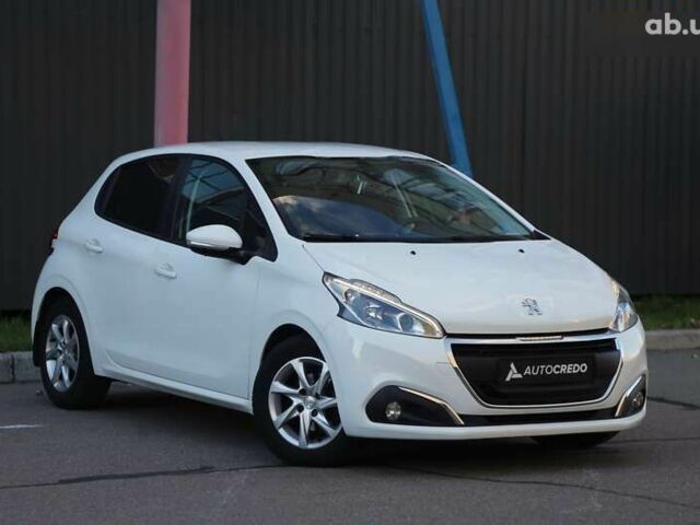 Пежо 208, объемом двигателя 1.5 л и пробегом 55 тыс. км за 12000 $, фото 1 на Automoto.ua