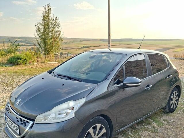 Сірий Пежо 208, об'ємом двигуна 1.4 л та пробігом 256 тис. км за 6500 $, фото 1 на Automoto.ua