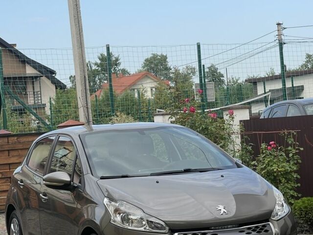 Сірий Пежо 208, об'ємом двигуна 1.4 л та пробігом 98 тис. км за 8200 $, фото 1 на Automoto.ua