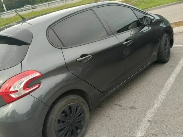 Сірий Пежо 208, об'ємом двигуна 0 л та пробігом 255 тис. км за 7000 $, фото 1 на Automoto.ua