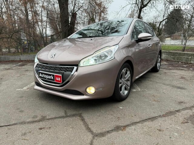 Серый Пежо 208, объемом двигателя 1.6 л и пробегом 136 тыс. км за 6390 $, фото 1 на Automoto.ua