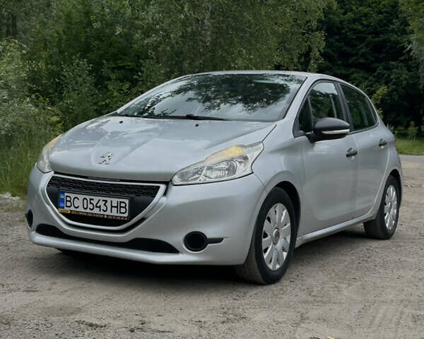 Серый Пежо 208, объемом двигателя 1.4 л и пробегом 230 тыс. км за 6200 $, фото 1 на Automoto.ua