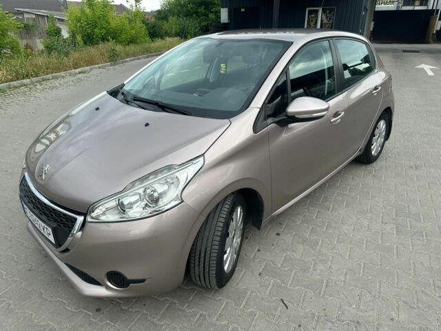 Серый Пежо 208, объемом двигателя 1.2 л и пробегом 119 тыс. км за 6850 $, фото 1 на Automoto.ua