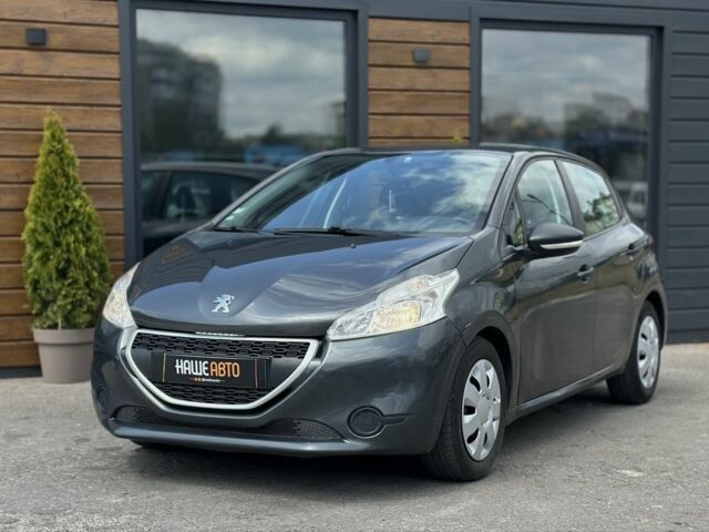 Серый Пежо 208, объемом двигателя 1.4 л и пробегом 225 тыс. км за 6100 $, фото 1 на Automoto.ua