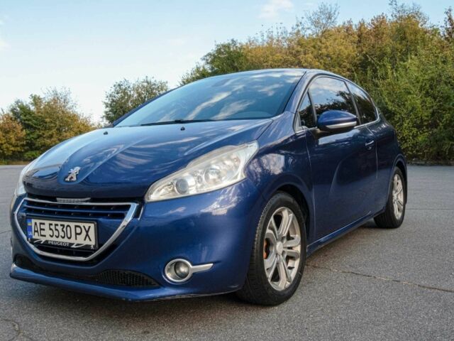 Синій Пежо 208, об'ємом двигуна 1.6 л та пробігом 134 тис. км за 7400 $, фото 1 на Automoto.ua