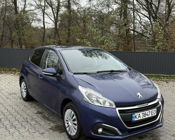 Синій Пежо 208, об'ємом двигуна 1.2 л та пробігом 120 тис. км за 8800 $, фото 1 на Automoto.ua