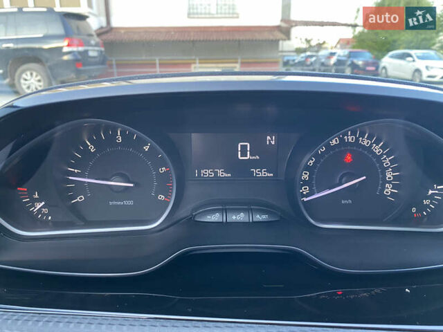 Синий Пежо 208, объемом двигателя 1.56 л и пробегом 119 тыс. км за 11000 $, фото 1 на Automoto.ua