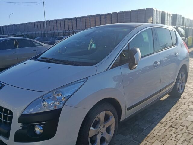 Белый Пежо 3008, объемом двигателя 1.6 л и пробегом 125 тыс. км за 8500 $, фото 1 на Automoto.ua