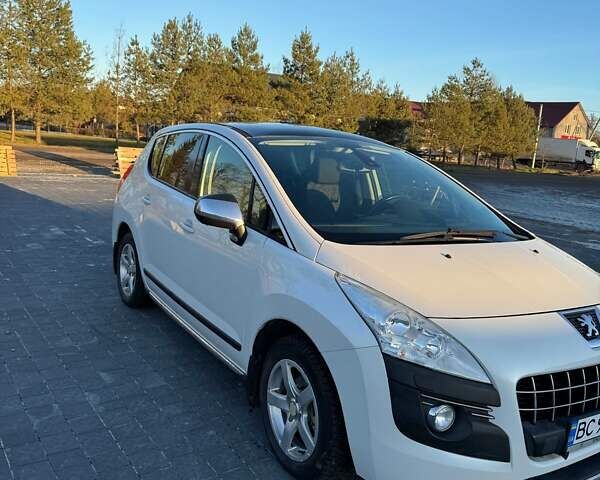Белый Пежо 3008, объемом двигателя 1.6 л и пробегом 225 тыс. км за 8100 $, фото 1 на Automoto.ua