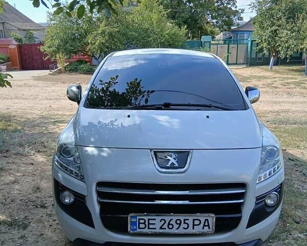 Белый Пежо 3008, объемом двигателя 2 л и пробегом 281 тыс. км за 10200 $, фото 1 на Automoto.ua