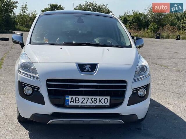 Белый Пежо 3008, объемом двигателя 2 л и пробегом 221 тыс. км за 11500 $, фото 1 на Automoto.ua