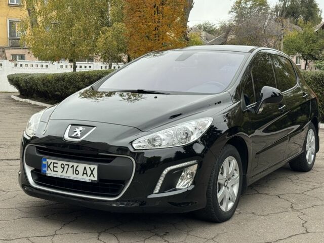 Чорний Пежо 3008, об'ємом двигуна 1.6 л та пробігом 160 тис. км за 7300 $, фото 1 на Automoto.ua