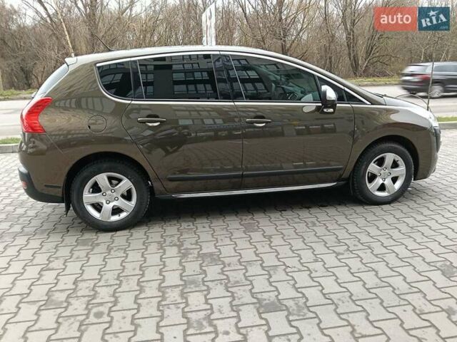 Коричневый Пежо 3008, объемом двигателя 1.56 л и пробегом 208 тыс. км за 8800 $, фото 1 на Automoto.ua