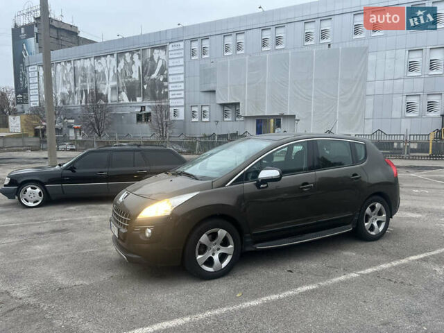 Коричневий Пежо 3008, об'ємом двигуна 1.6 л та пробігом 190 тис. км за 9400 $, фото 1 на Automoto.ua
