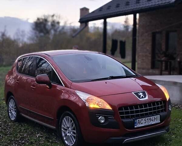 Красный Пежо 3008, объемом двигателя 1.6 л и пробегом 241 тыс. км за 8800 $, фото 1 на Automoto.ua