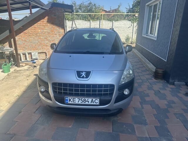 Сірий Пежо 3008, об'ємом двигуна 1.6 л та пробігом 192 тис. км за 10000 $, фото 1 на Automoto.ua