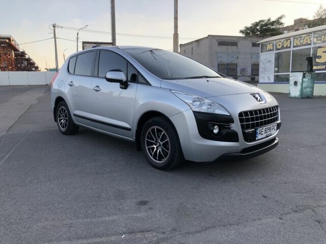 Серый Пежо 3008, объемом двигателя 1.6 л и пробегом 160 тыс. км за 8000 $, фото 1 на Automoto.ua