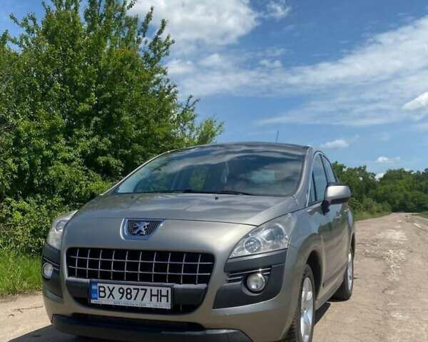 Серый Пежо 3008, объемом двигателя 1.56 л и пробегом 290 тыс. км за 7500 $, фото 1 на Automoto.ua