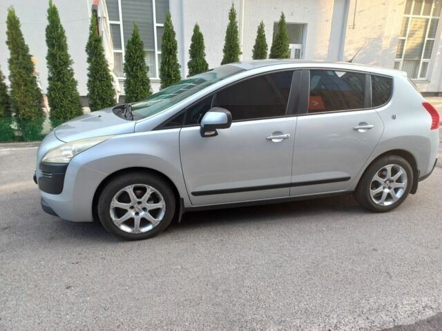 Серый Пежо 3008, объемом двигателя 1.6 л и пробегом 167 тыс. км за 6990 $, фото 1 на Automoto.ua