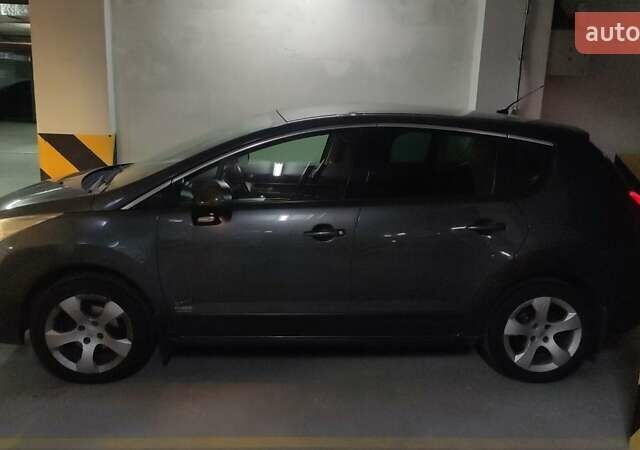 Серый Пежо 3008, объемом двигателя 1.6 л и пробегом 210 тыс. км за 9000 $, фото 1 на Automoto.ua