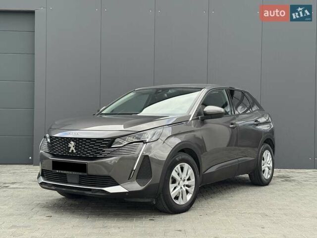 Серый Пежо 3008, объемом двигателя 1.5 л и пробегом 143 тыс. км за 22900 $, фото 1 на Automoto.ua