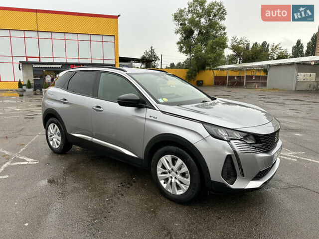 Сірий Пежо 3008, об'ємом двигуна 1.5 л та пробігом 100 тис. км за 24300 $, фото 1 на Automoto.ua